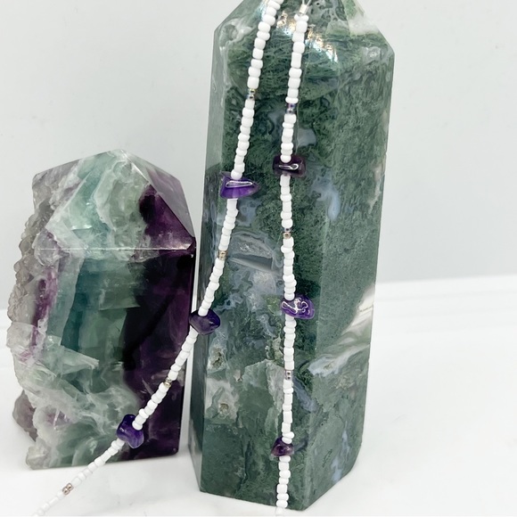 Amethyst Crystal Chip Purple & White Seed Bead Necklace - Picture 4 of 8